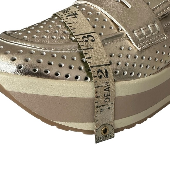 NWOB DOLCE VITA JANINE GOLD PERFORATED PLATFORM SLIP ON SIZE 8.5 main image 10